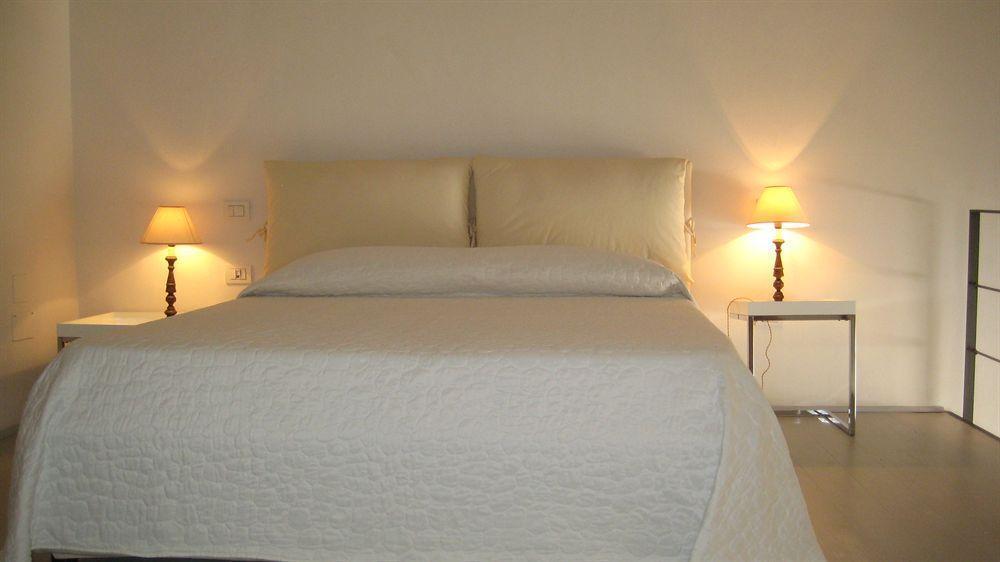 Bb 22 Charming Rooms & Apartments Παλέρμο Εξωτερικό φωτογραφία