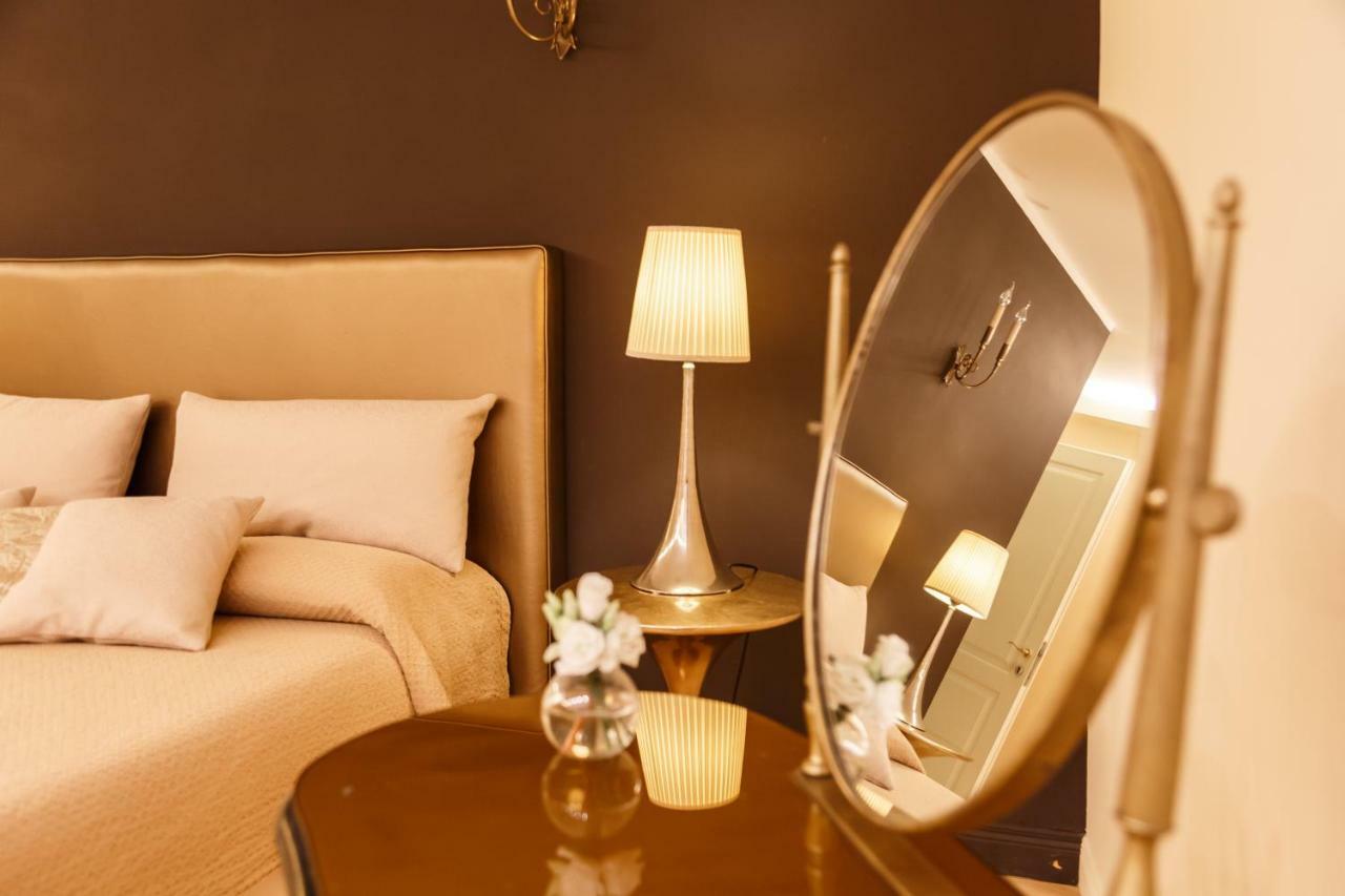 Bb 22 Charming Rooms & Apartments Παλέρμο Εξωτερικό φωτογραφία